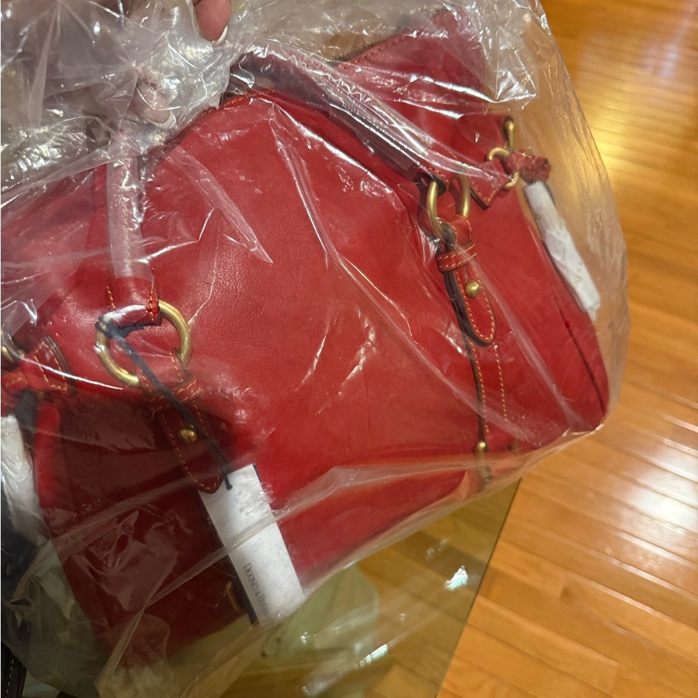 Dooney & Bourke Red Satchel Large - Picture 2 of 4